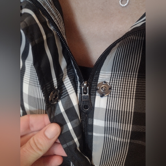 EUC Belted Light Jacket by PULI, Women's Size 10, Perfect Condition - Picture 5 of 10